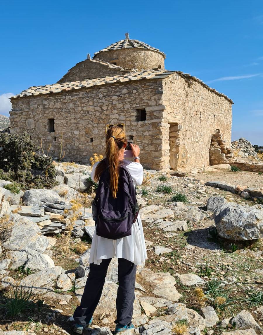 Hiking from Apeiranthos to Agia Kyriaki Church